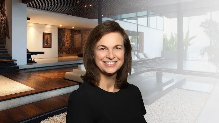 DeNiro Realty Picture 2