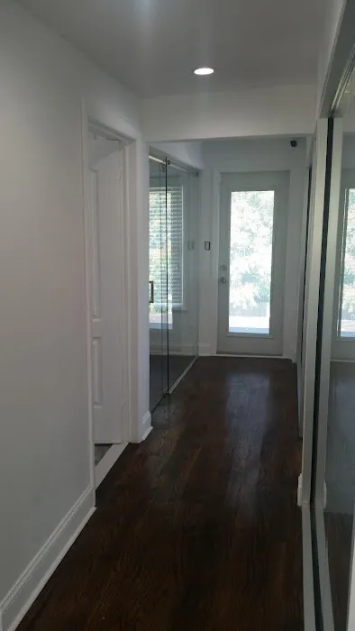 Fave Realty Picture 2