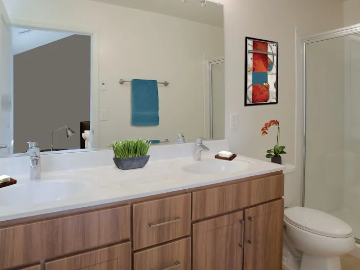 Avalon Garden City Picture 4