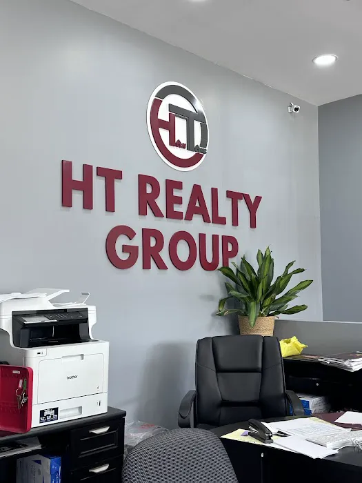 HT Realty Group Picture 1