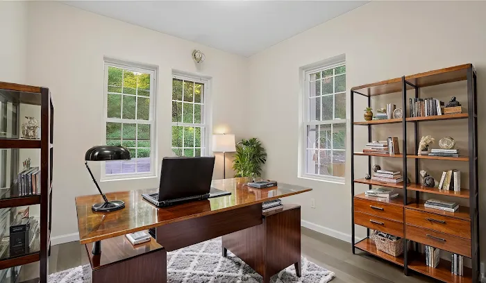 WW Realty Group inc Picture 4