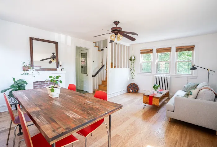 The Aaron and Geoff Team at Compass - Bronx Real Estate Agent Picture 1