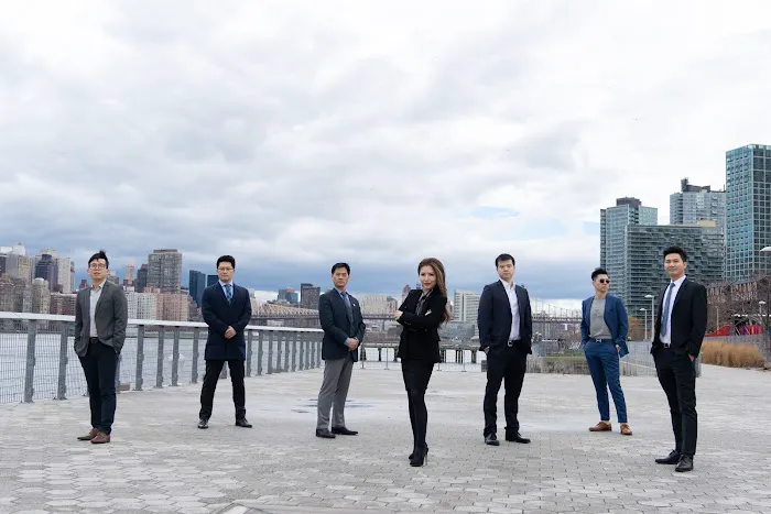 B Square Realty Picture 1