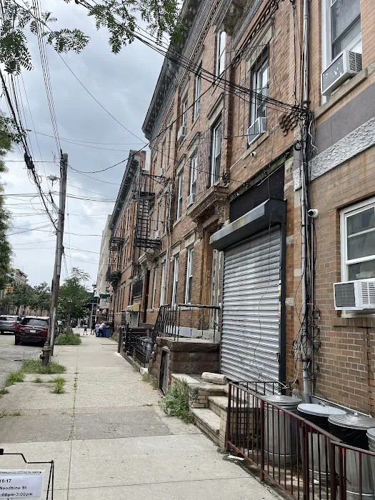 B Square Realty Picture 5
