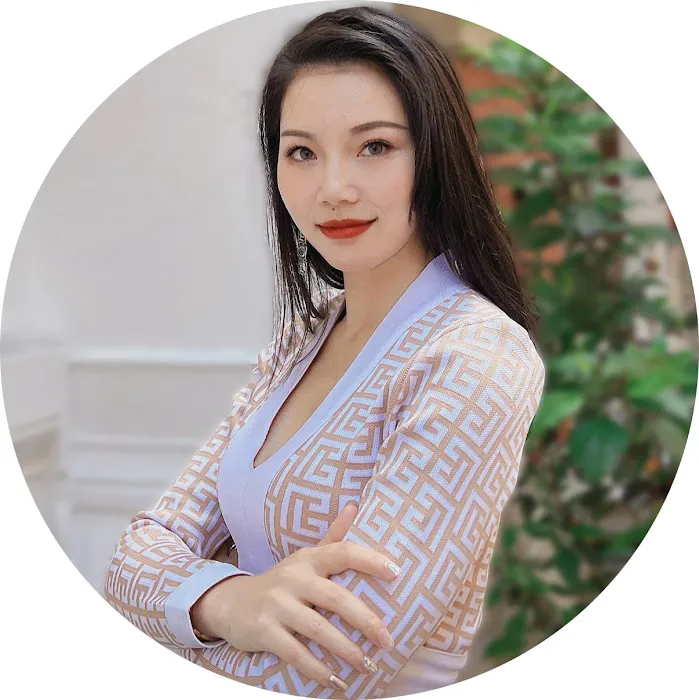 Lina Shi Picture 2