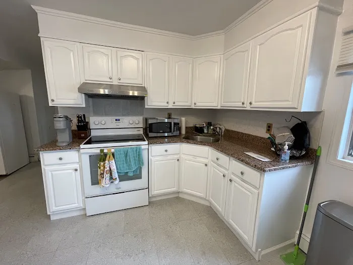 New Yorker Real Estate Alliance LLC Picture 4
