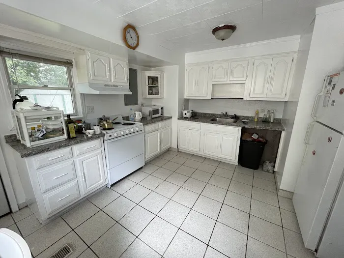 New Yorker Real Estate Alliance LLC Picture 2