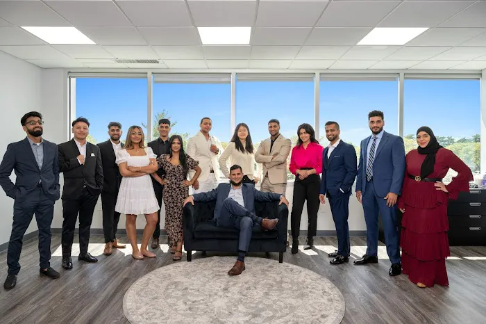 Team FIT Powered by REAL Broker Picture 7