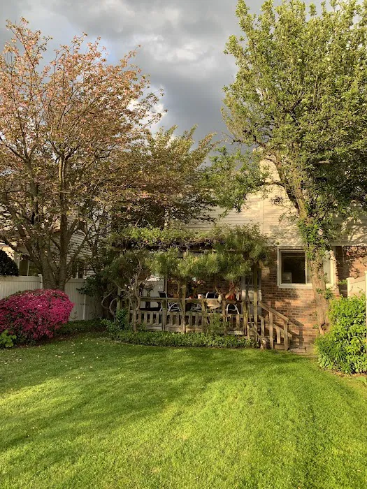 Nancy Scarola Real Estate Picture 3