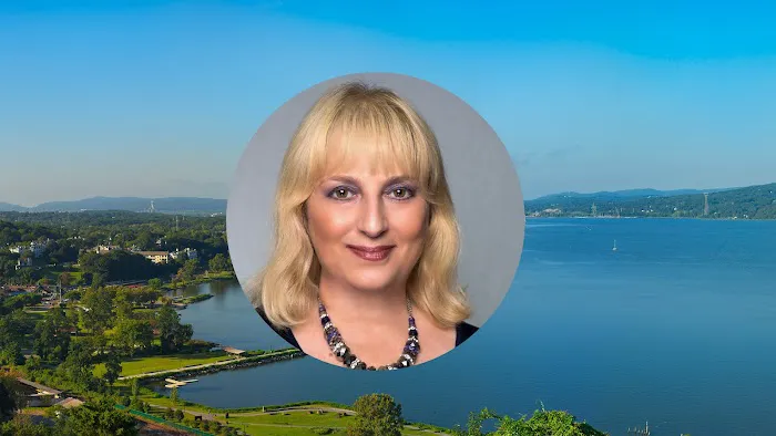 Esther Zimet - EZ Premier Realty, LLC Picture 3