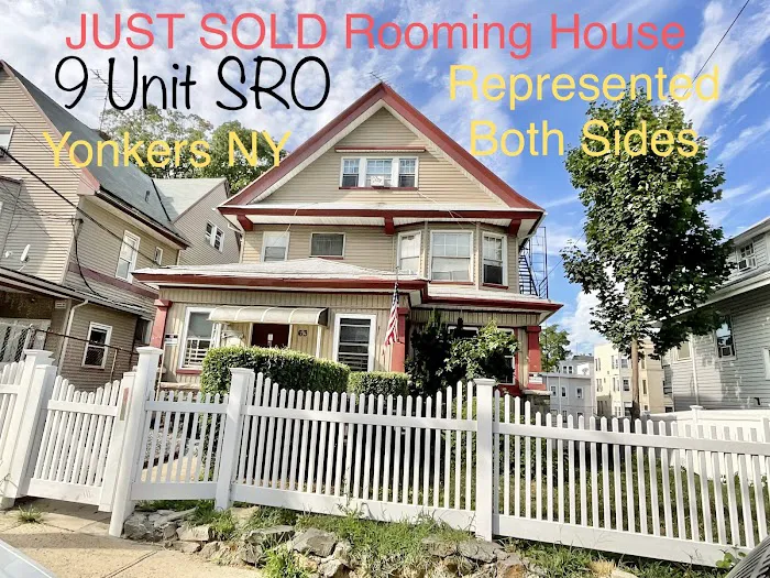 BROADWAY REAL ESTATE LLC Picture 1