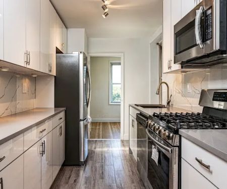 AG CORE REALTY
