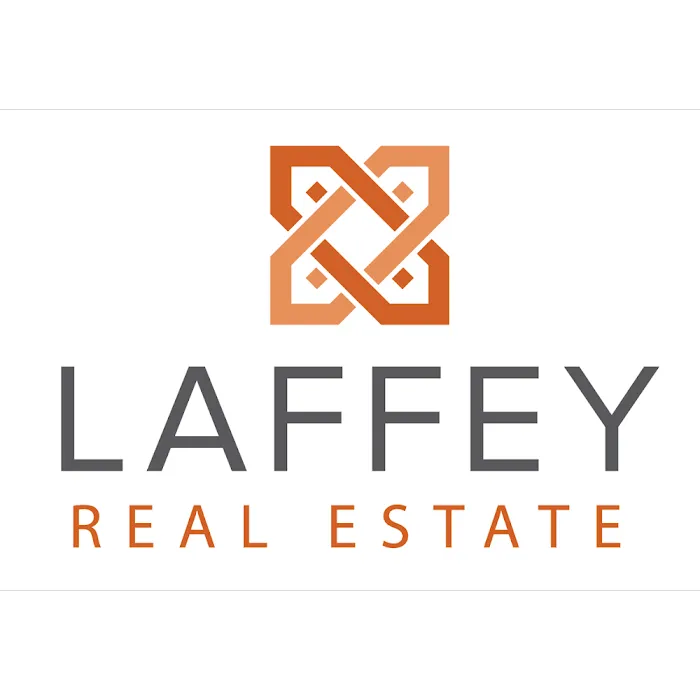 Laffey Real Estate | Westbury, NY Picture 7