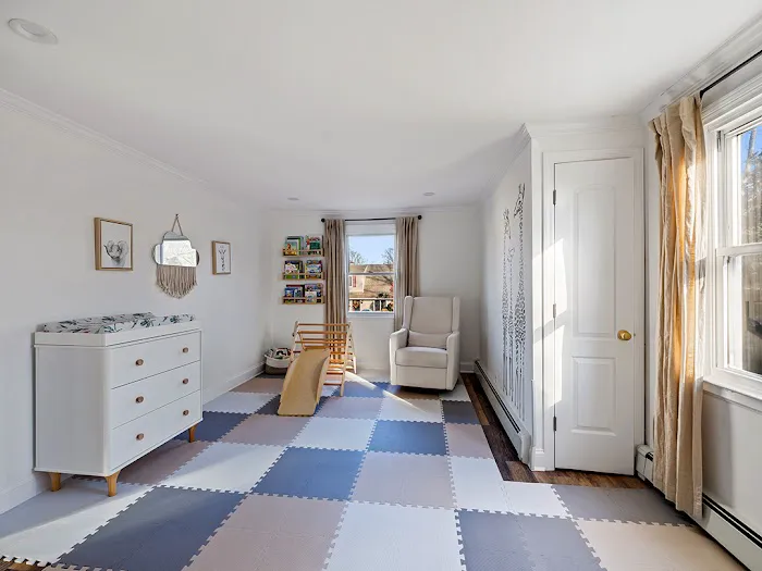 Panache Real Estate Picture 6