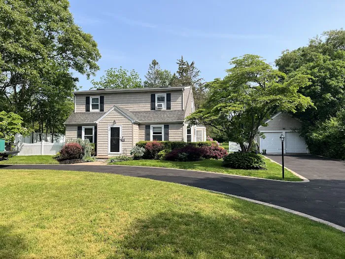 Levittown Real Estate Picture 1