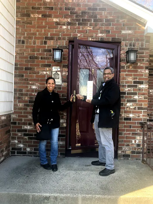 Fabian Budd, Budd Team Realty LLC Picture 2