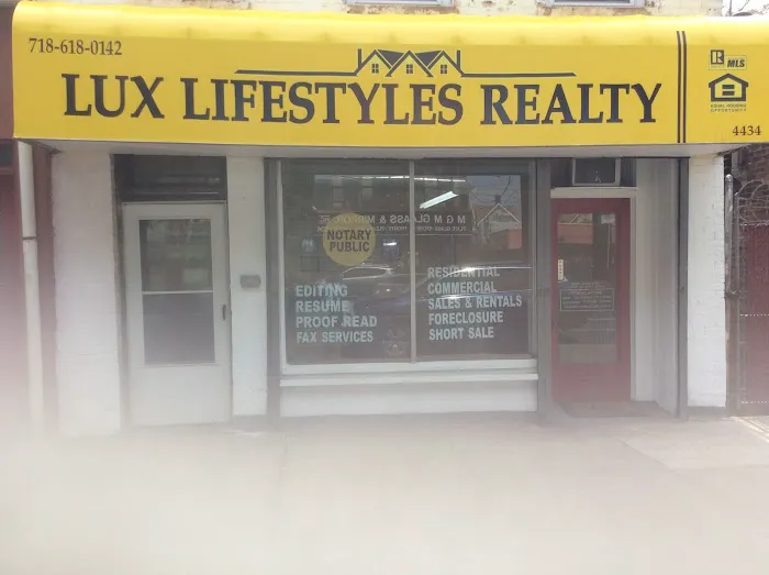 Lux Lifestyles Realty Inc Picture 1