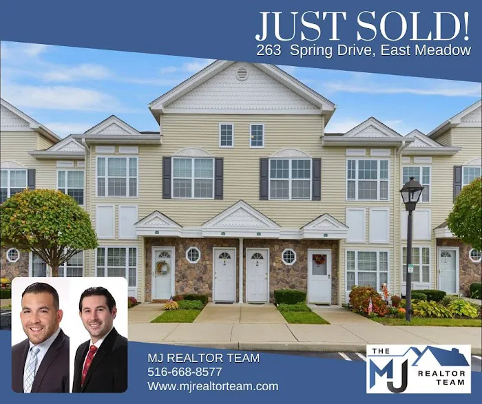 MJ Realtor Team Picture 5