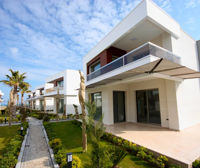 Turn Key Real Estate Picture 5