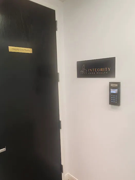 Christine Dickson - Integrity Core Realty Picture 6