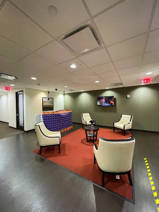 Regus Hicksville Picture 2