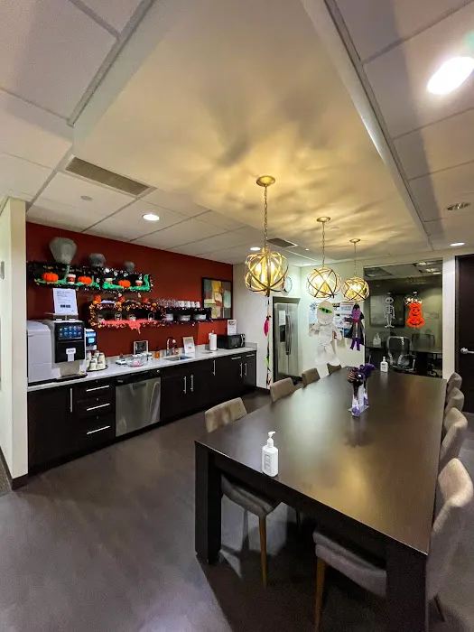 Regus Hicksville Picture 5