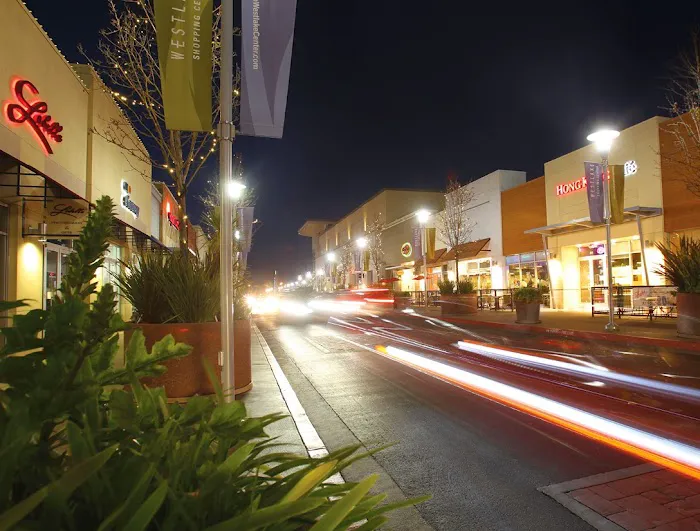 Kimco Realty Corporation Picture 10