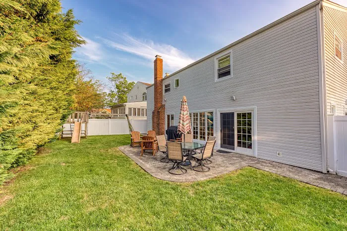 Nick Barberio | Realty Advisors | Wantagh Picture 10