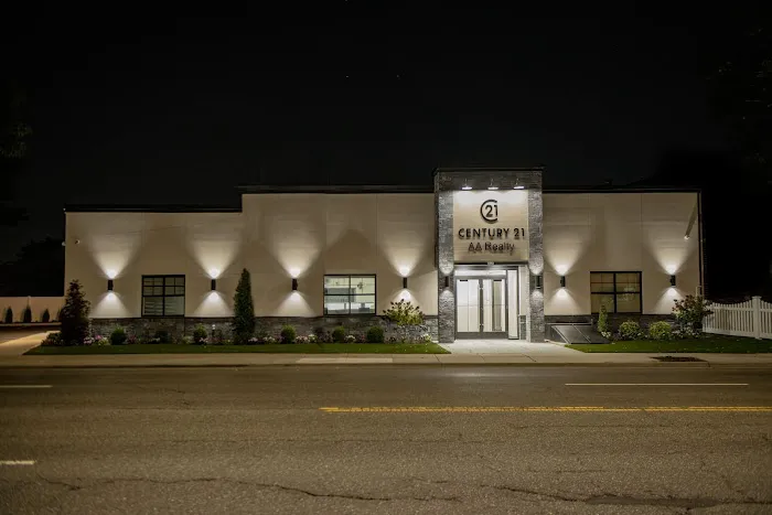 Century 21 AA Realty Picture 1