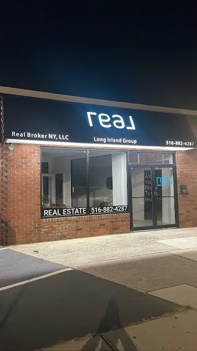 Real Broker NY Picture 1