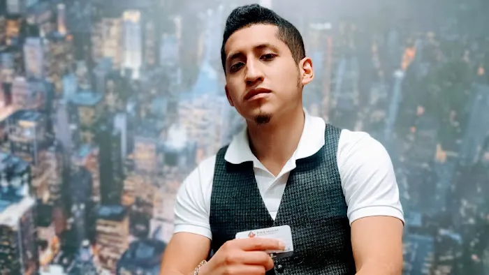 John Quiridumbay - Real Broker Picture 10