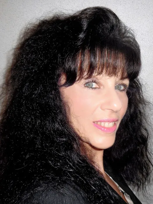 Lynn R. Wagner at Exit Realty Premier Picture 1