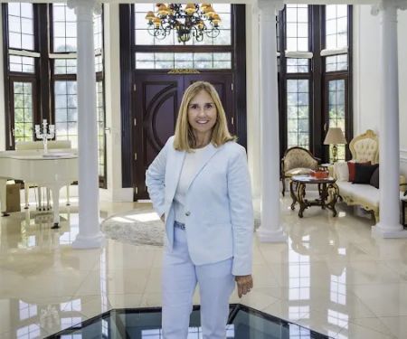 Pauline Conti Managing Director at Laffey Real Estate, Manhasset