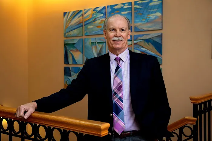 Douglas Elliman - Jeff Stone Picture 4