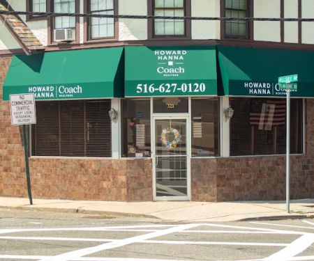 Howard Hanna | Coach Realtors - Manhasset