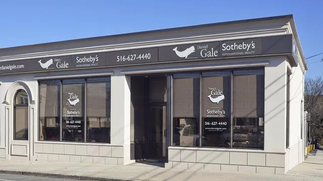 Daniel Gale Sotheby’s International Realty - Manhasset, NY | Manhasset Real Estate Picture 1