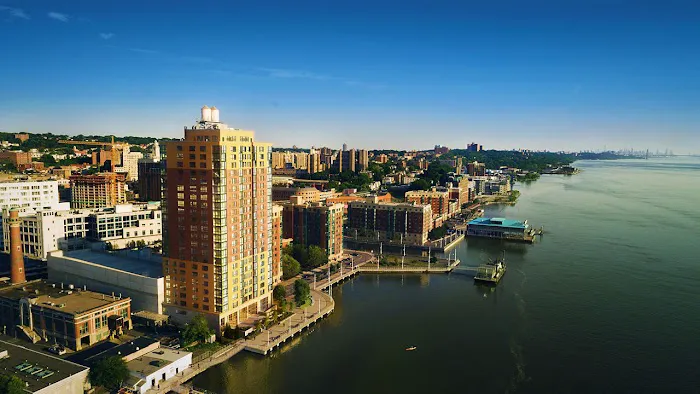 River Club at Hudson Park Apartments Picture 1