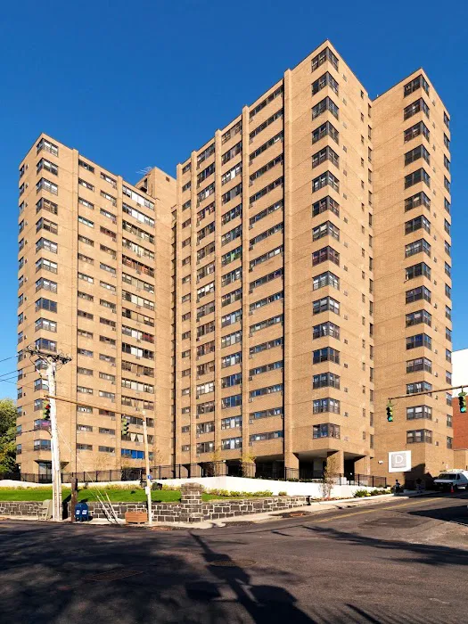 Dorado Apartments Picture 1