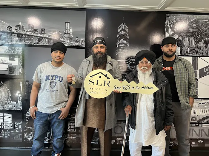 Sun Lux Realty Picture 5