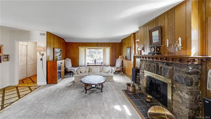 Fleetwood Realty Picture 4