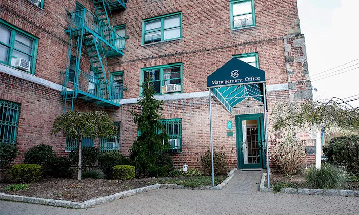 Glenwood Gardens Apartments Picture 1