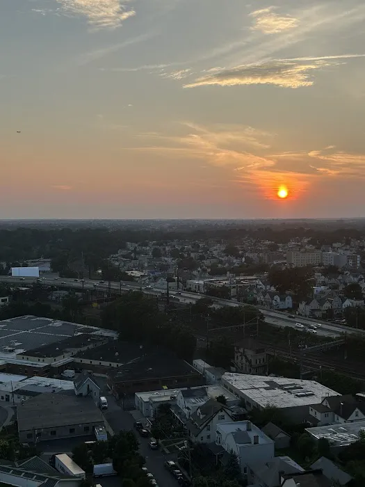 360 Huguenot Picture 5