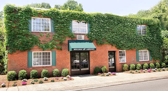 Houlihan Lawrence - Yonkers Real Estate Agency Picture 1