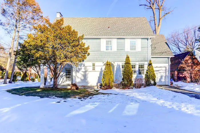 Lisa Kelly - Real Estate Picture 2