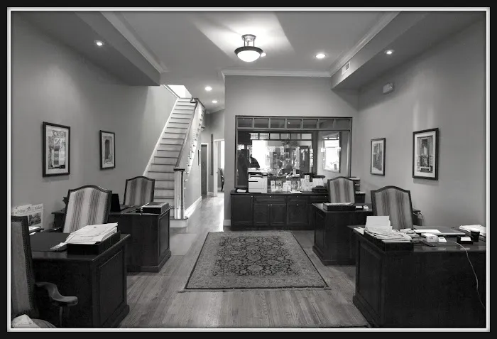 Houlihan & O'Malley Real Estate Services Picture 2