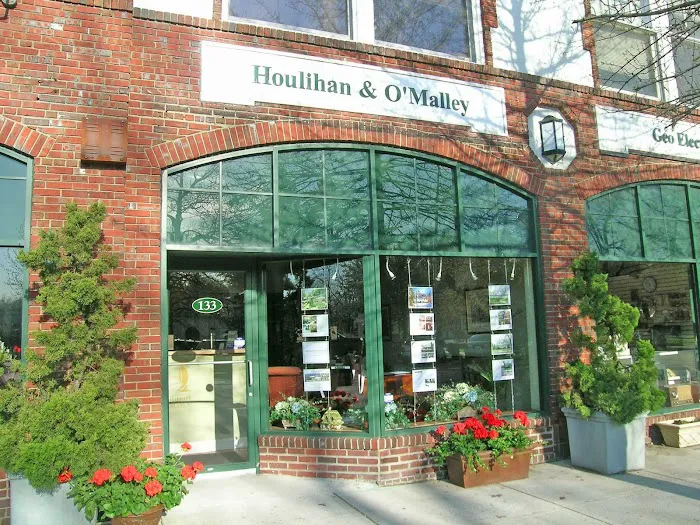 Houlihan & O'Malley Real Estate Services Picture 7