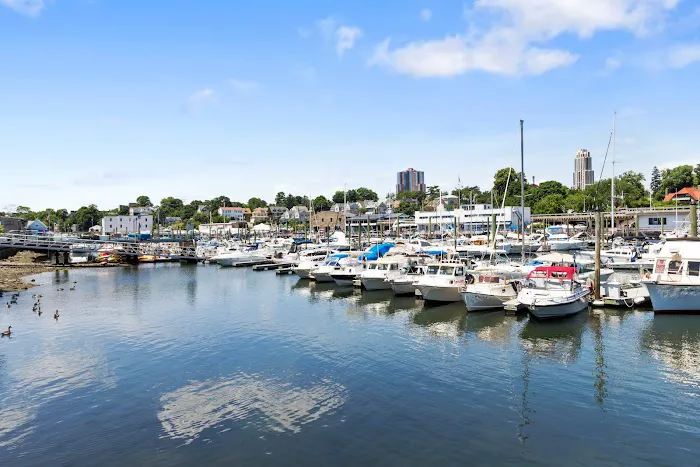 Harbor House Picture 6