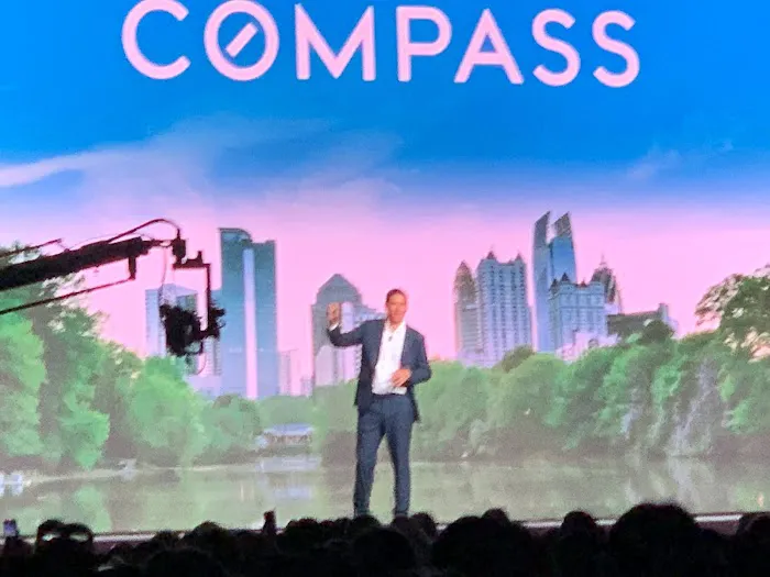 Jason Pick - The Pick Team at Compass Picture 10