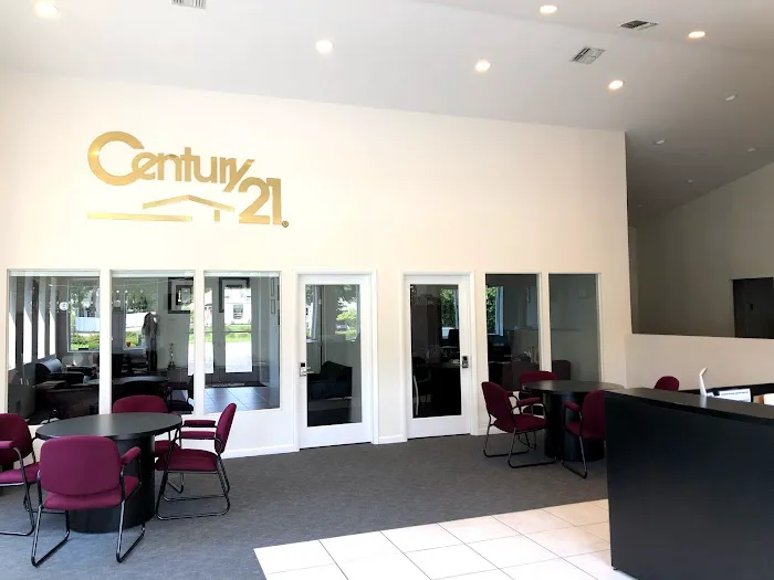 CENTURY 21 Gold Star Realty Picture 8