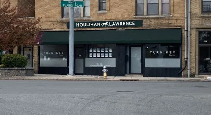 Houlihan Lawrence - Eastchester Real Estate Picture 1